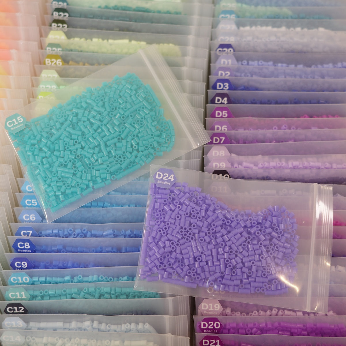 221 Colors Fuse Beads Lite Kit with Independent Zipper Bags – 221,000 Pcs Tiny 2.6mm Beads